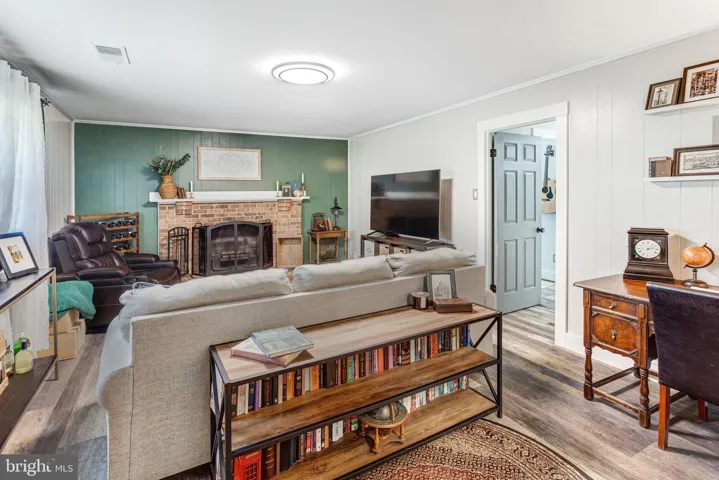 12077 Willowood Drive, Woodbridge, VA 22192