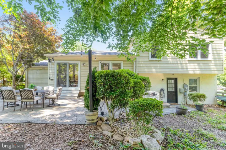 12077 Willowood Drive, Woodbridge, VA 22192