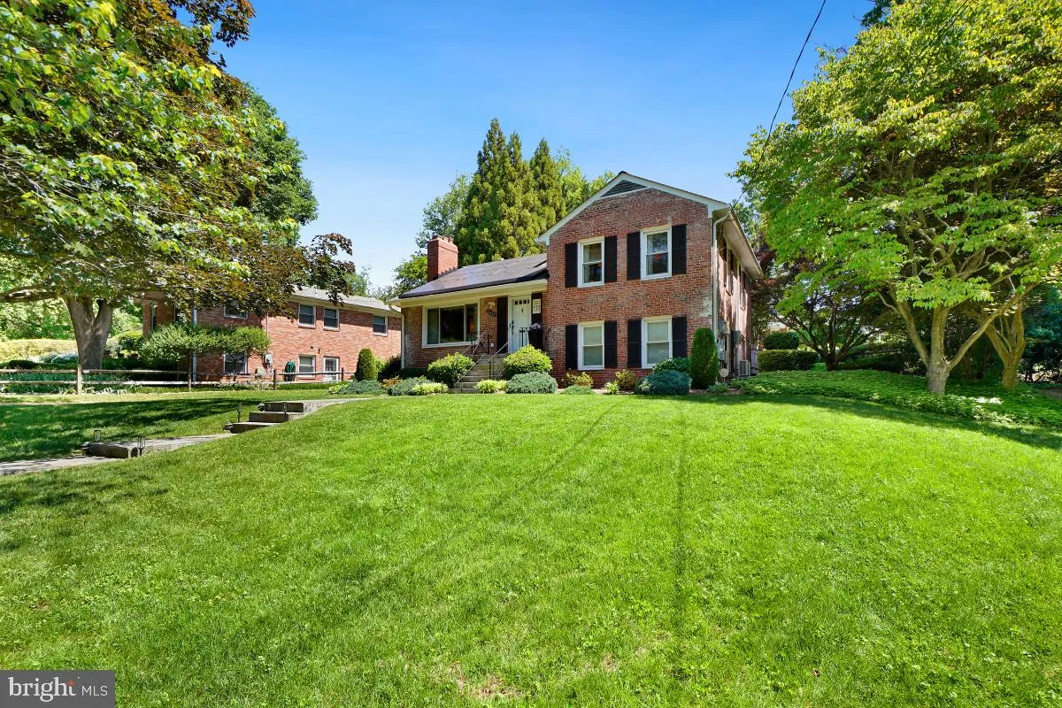 6307 BLACKWOOD ROAD, Bethesda, MD 20817