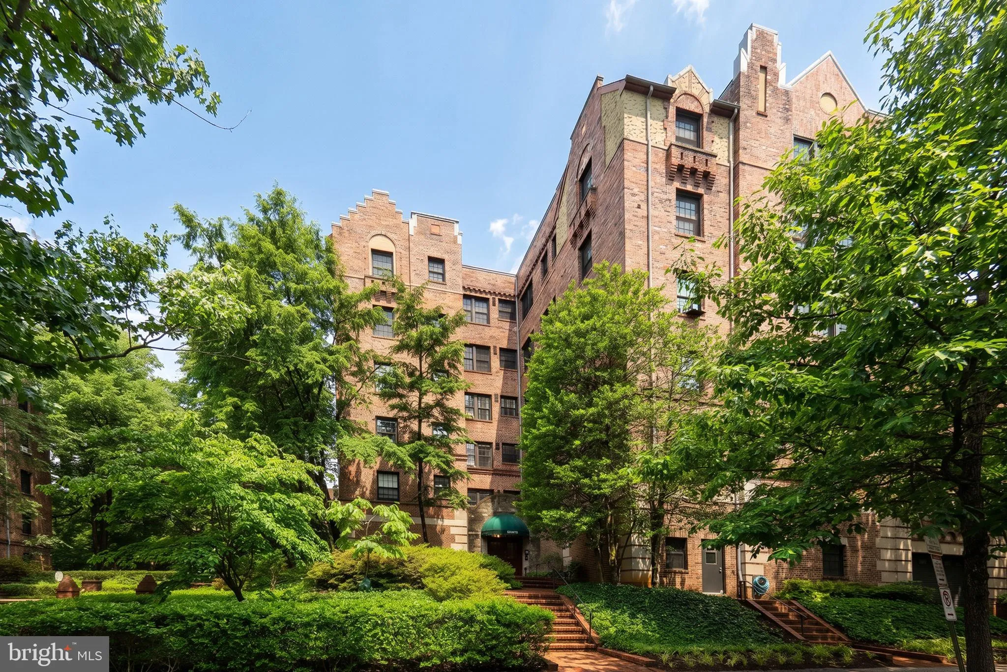 3930 CONNECTICUT AVENUE, Washington, DC 20008