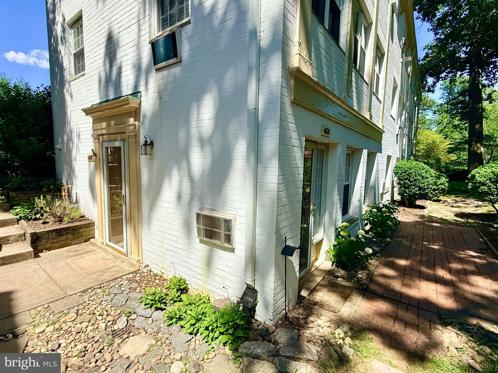 1628 RIPON PLACE, Alexandria, VA 22302