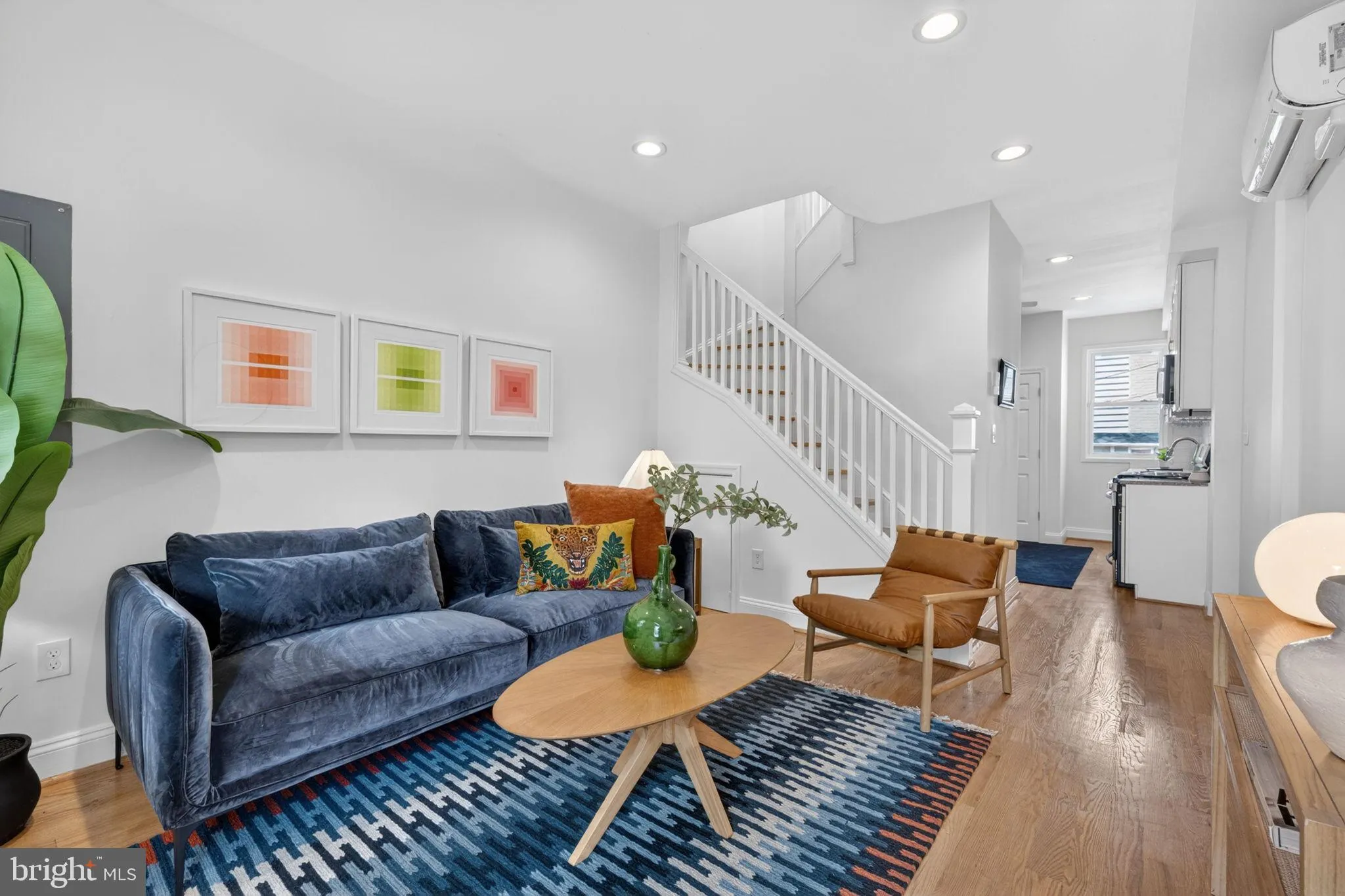 1372 C STREET, Washington, DC 20002