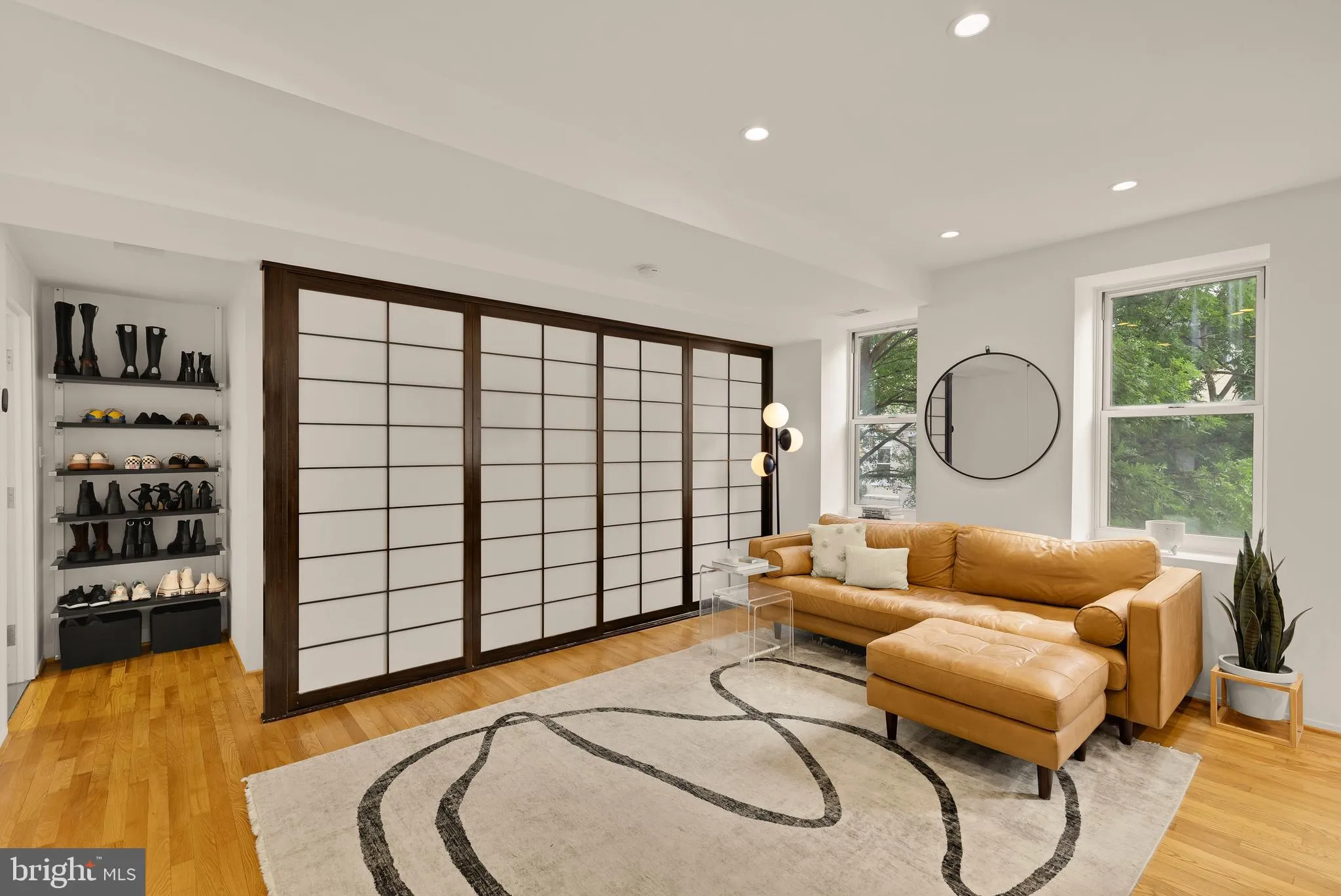 2370 CHAMPLAIN STREET, Washington, DC 20009