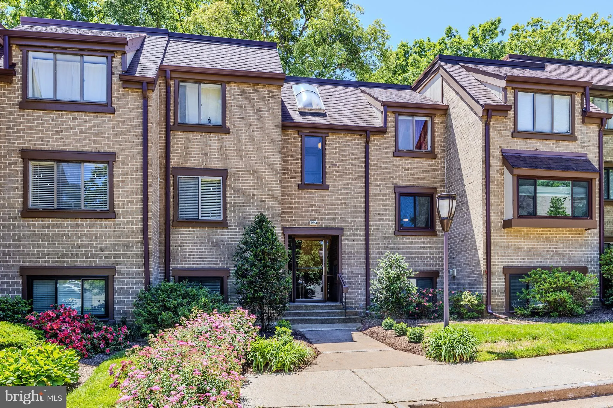 1643 PARKCREST CIRCLE, Reston, VA 20190