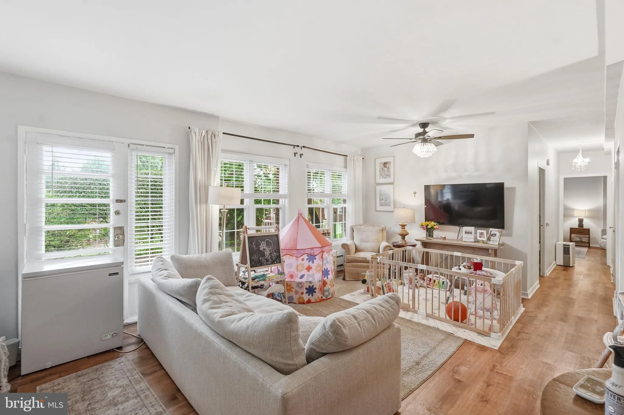 3727 LYONS LANE, Alexandria, VA 22302