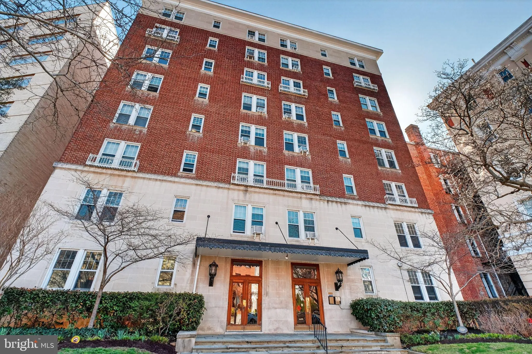 1954 COLUMBIA ROAD, Washington, DC 20009