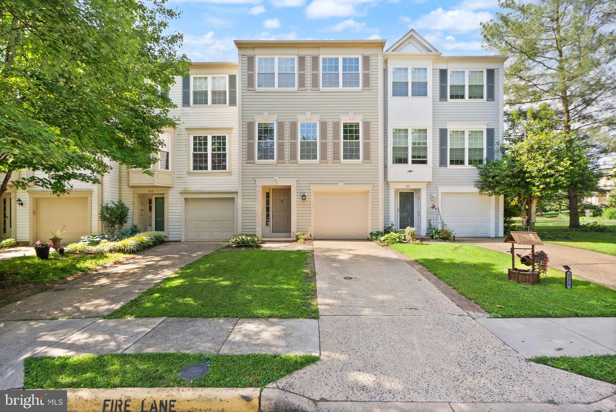 303 BARNFIELD SQUARE, Leesburg, VA 20176