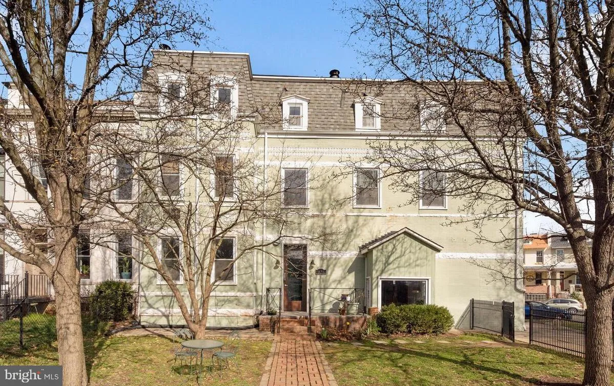 1434 POTOMAC AVENUE, Washington, DC 20003
