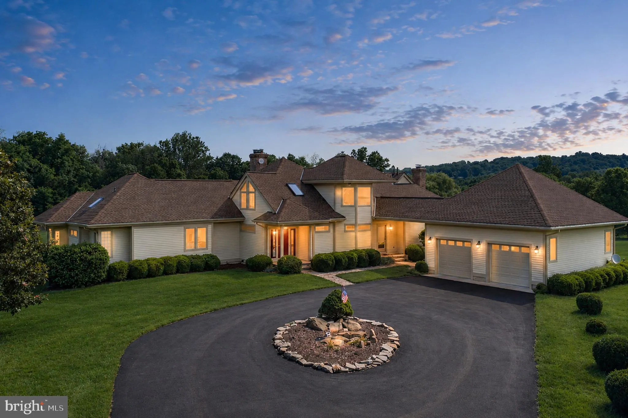 18291 CALUMET LN, Bluemont, VA 20135