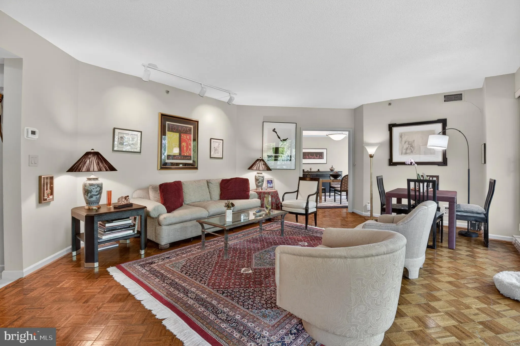5600 WISCONSIN AVENUE, Chevy Chase, MD 20815