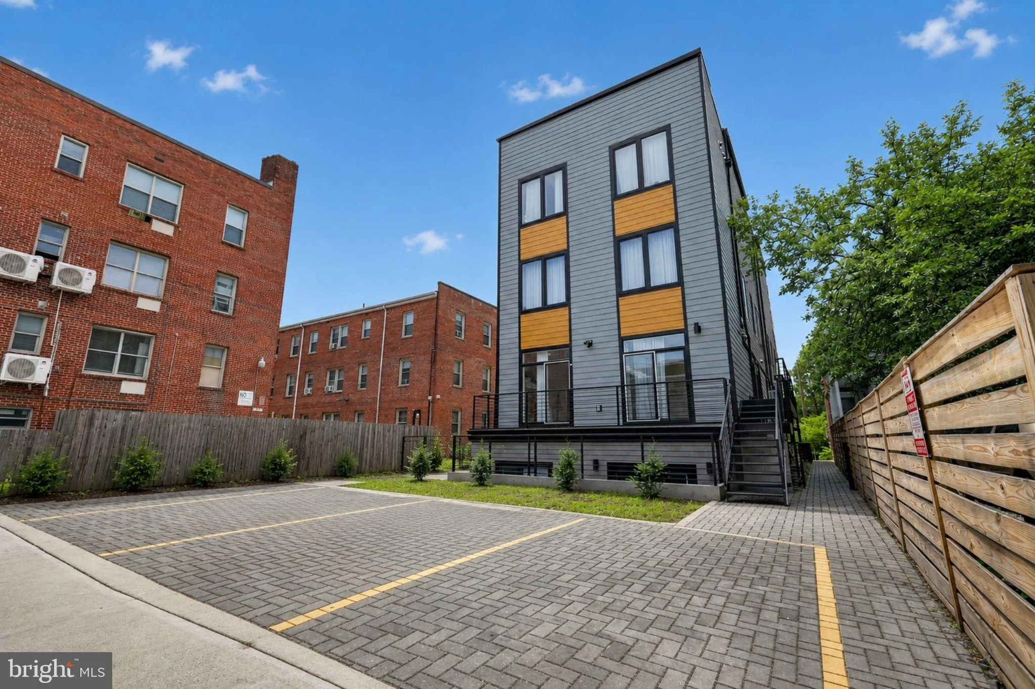 1307 LONGFELLOW STREET, Washington, DC 20011
