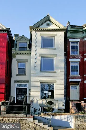 34 RHODE ISLAND AVENUE, Washington, DC 20002