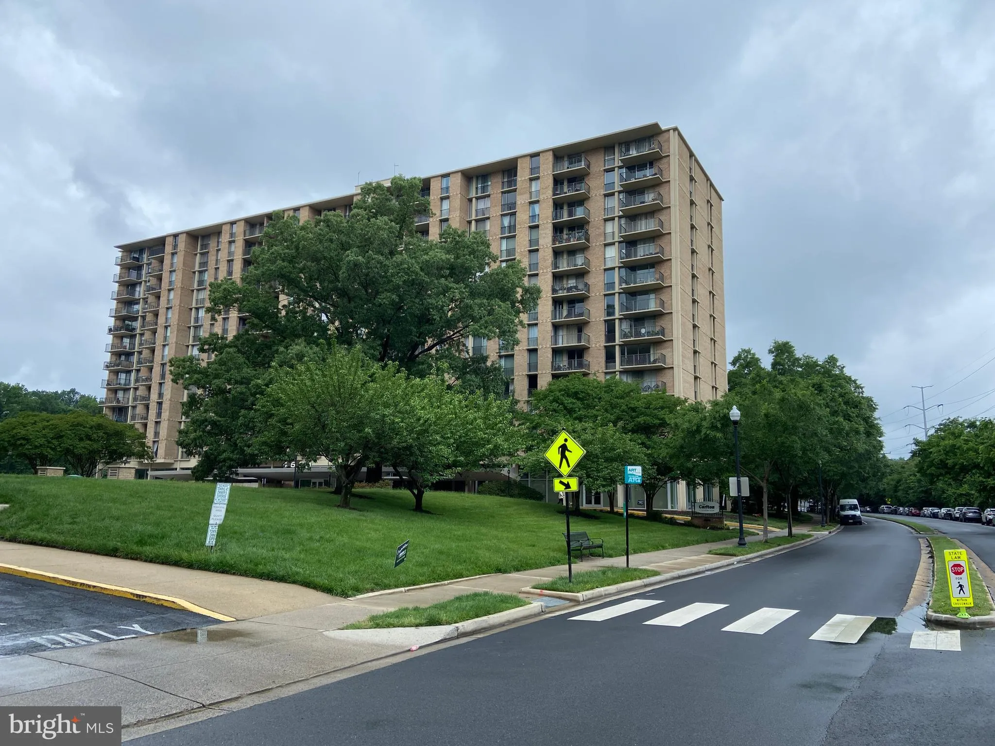 4600 FOUR MILE RUN DRIVE, Arlington, VA 22204