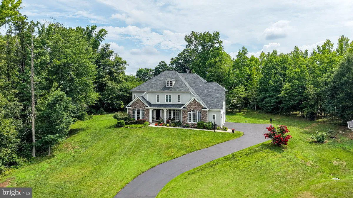 8906 LAUREL OVERLOOK DRIVE, Lorton, VA 22079