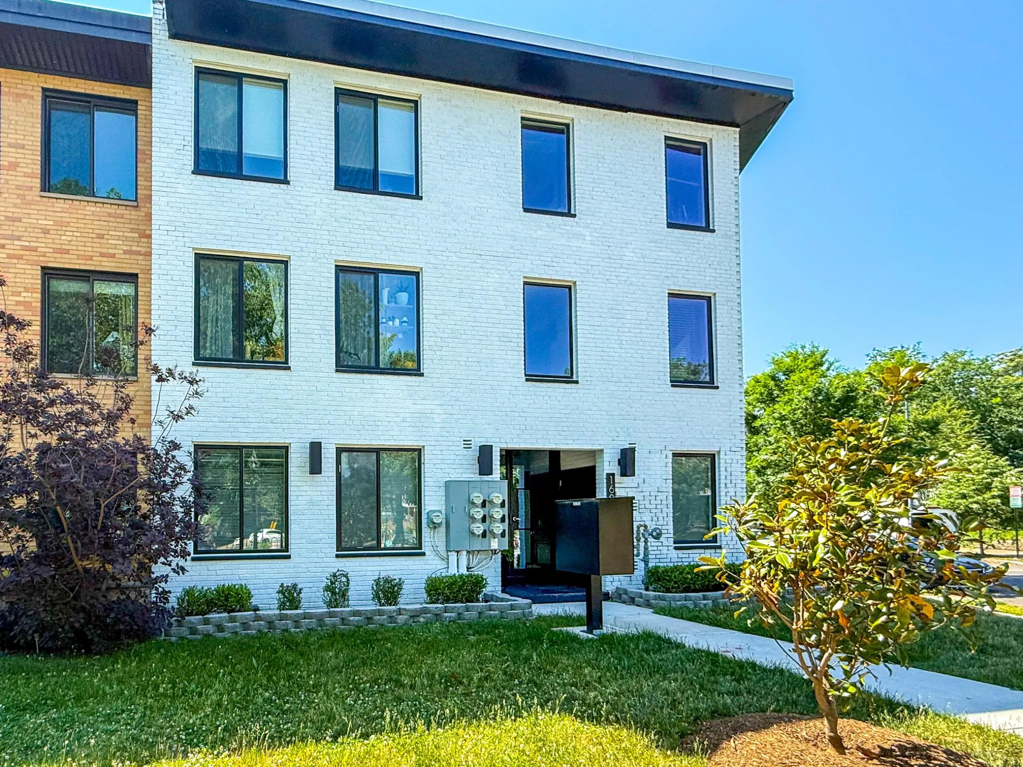 1601 NORTH CAROLINA AVENUE, Washington, DC 20002