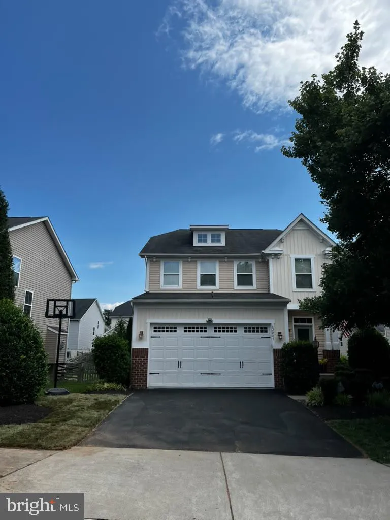 42007 POWELLS FARM WAY, Aldie, VA 20105
