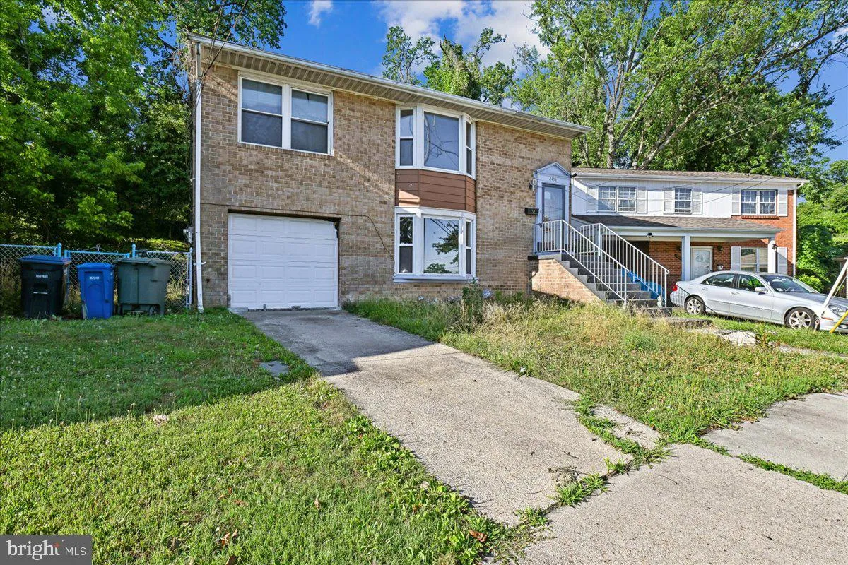 2436 SKYLAND PLACE, Washington, DC 20020