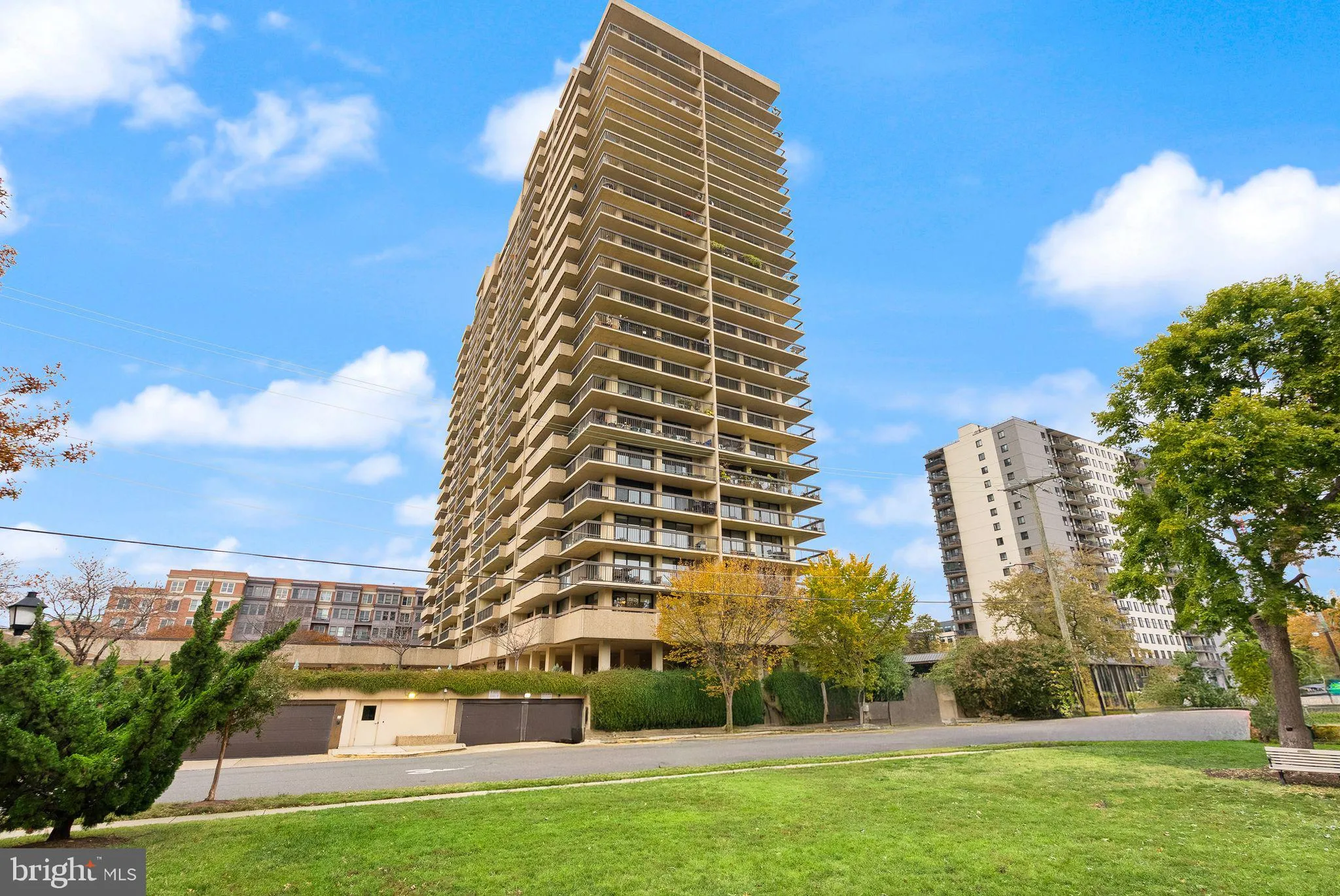 400 MADISON STREET, Alexandria, VA 22314