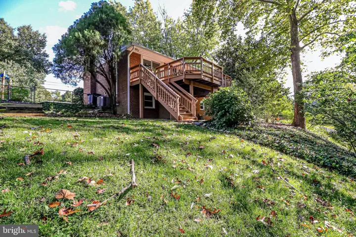 1108 Archer Court, Alexandria, VA 22312