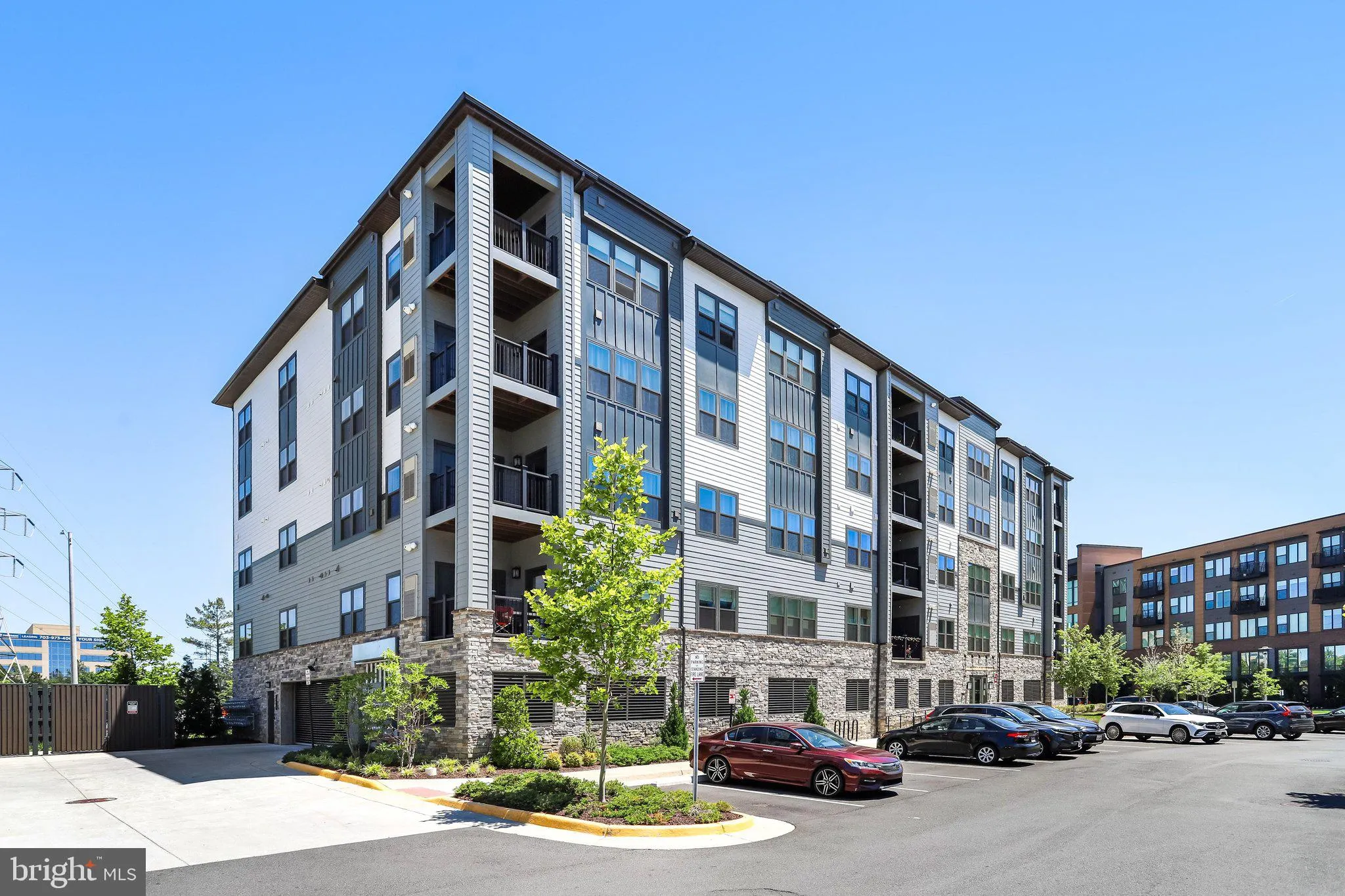 12850 MOSAIC PARK WAY, Herndon, VA 20171