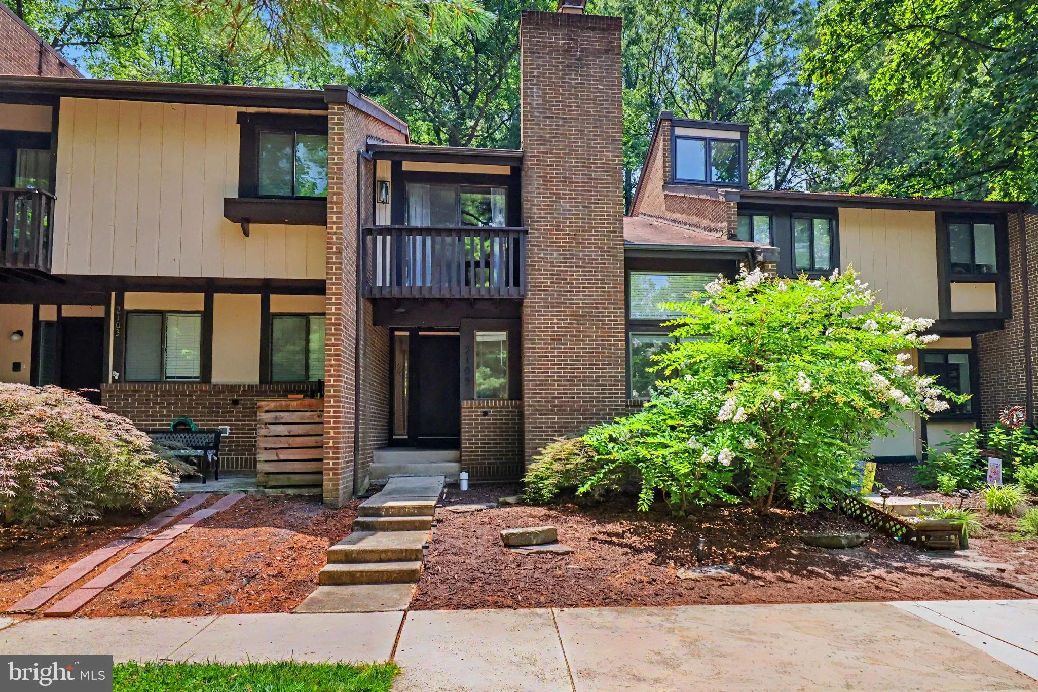 2105 GLENCOURSE LANE, Reston, VA 20191