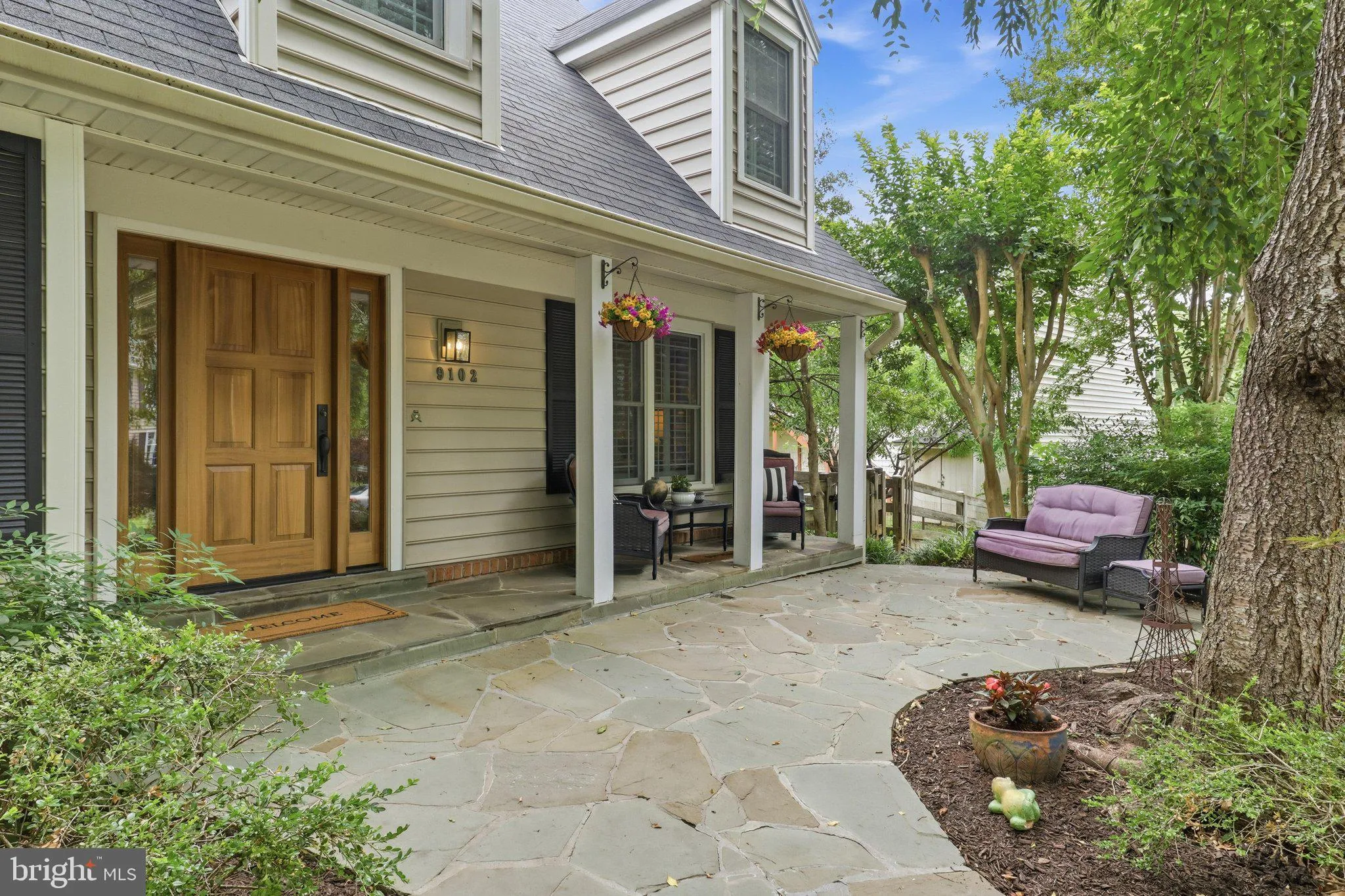 9102 BLUE JUG LNDG, Burke, VA 22015