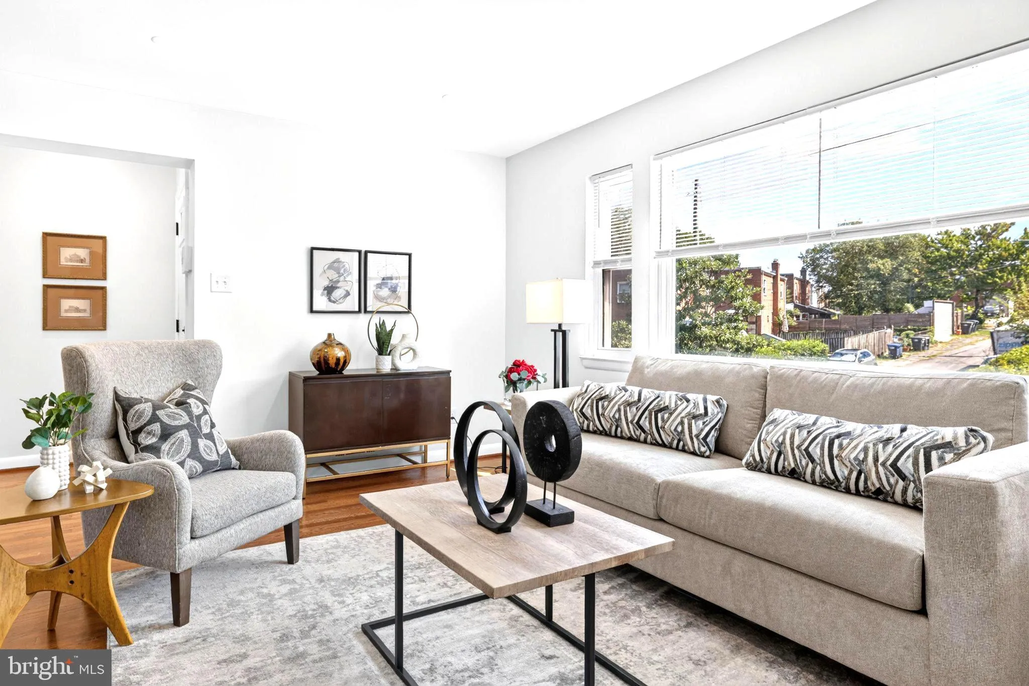 5129 CHILLUM PLACE, Washington, DC 20011