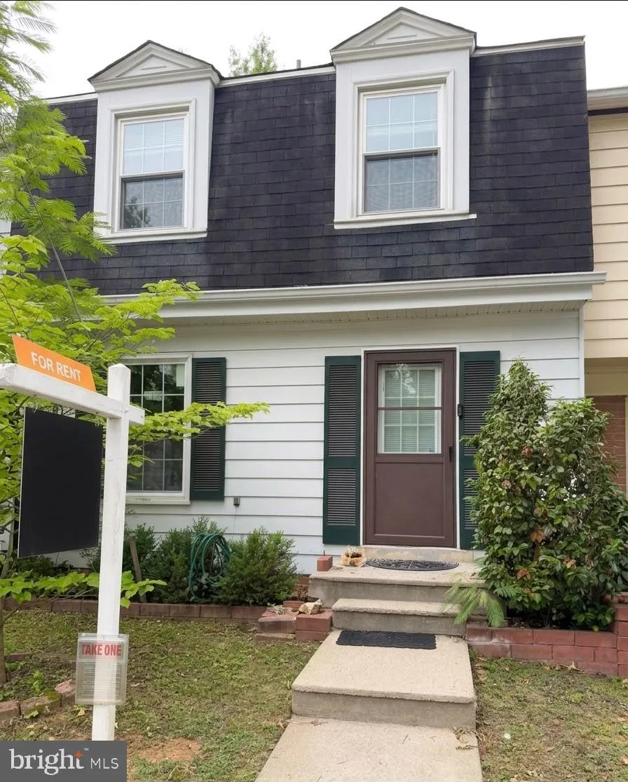 4902 VAN WALBEEK PLACE, Annandale, VA 22003