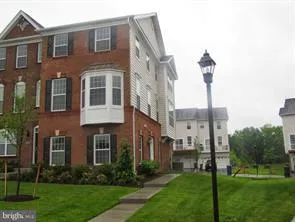 43196 WHELPLEHILL TERRACE, Ashburn, VA 20148