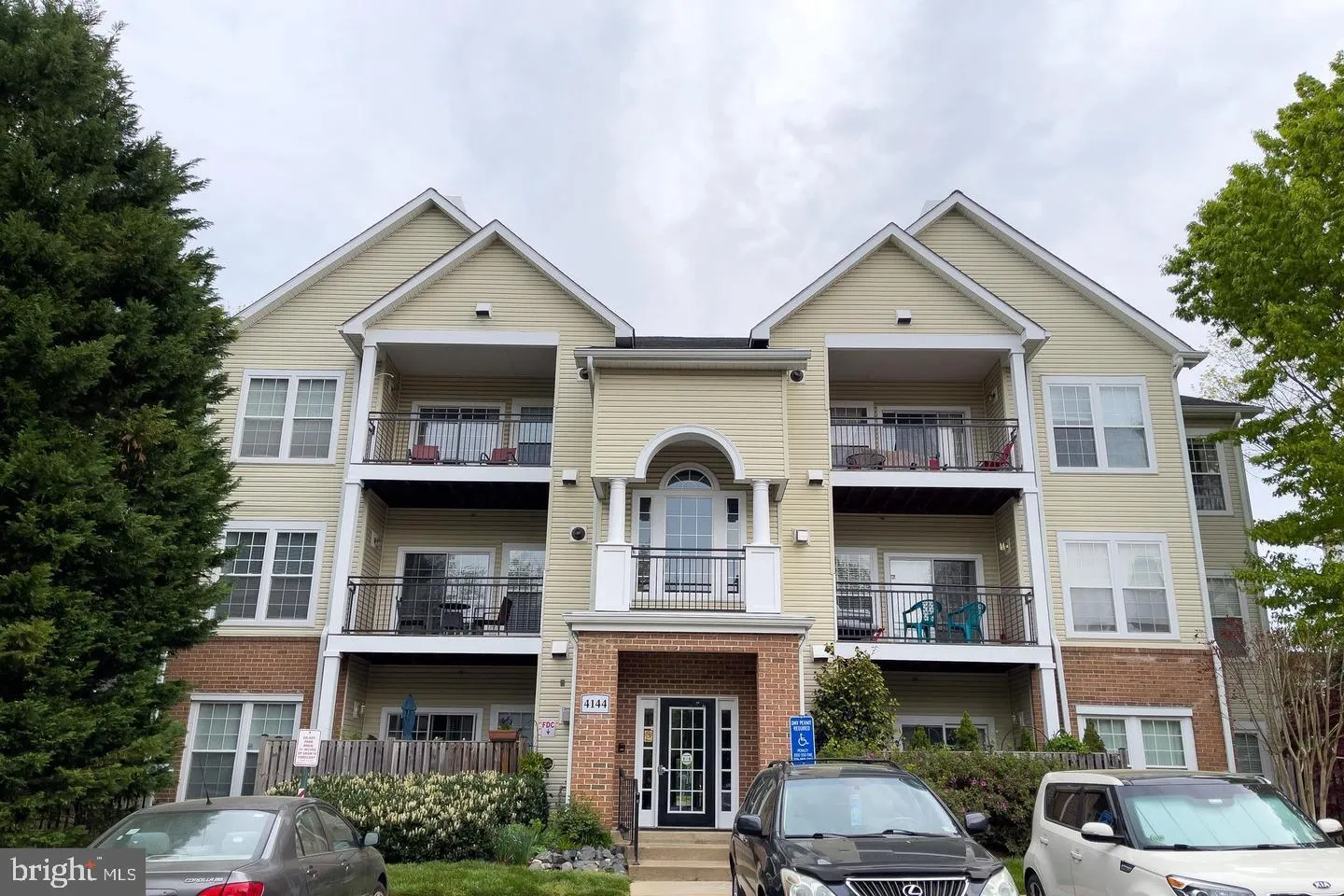 4144 FOUNTAINSIDE LANE, Fairfax, VA 22030