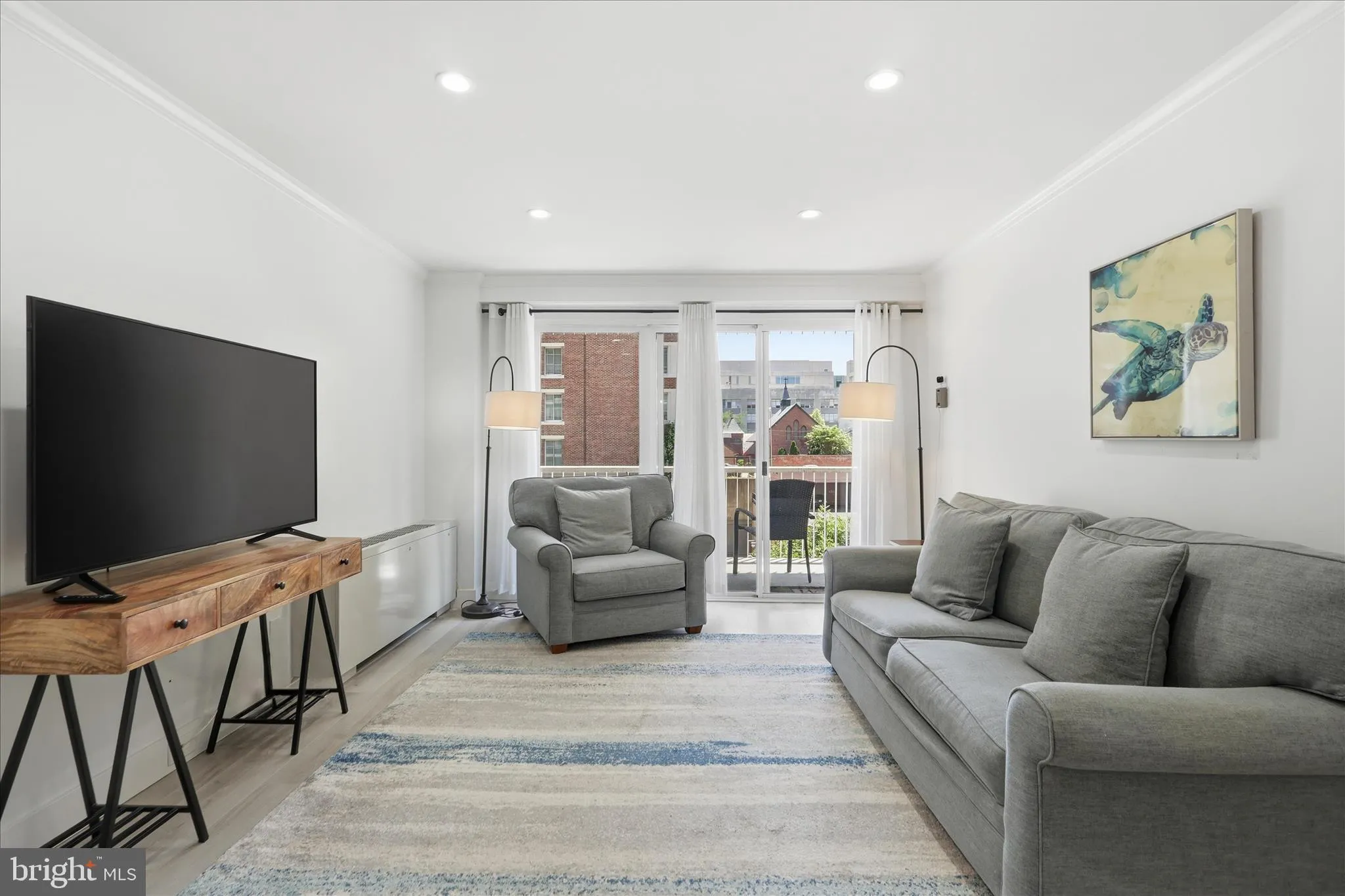 730 24TH STREET, Washington, DC 20037