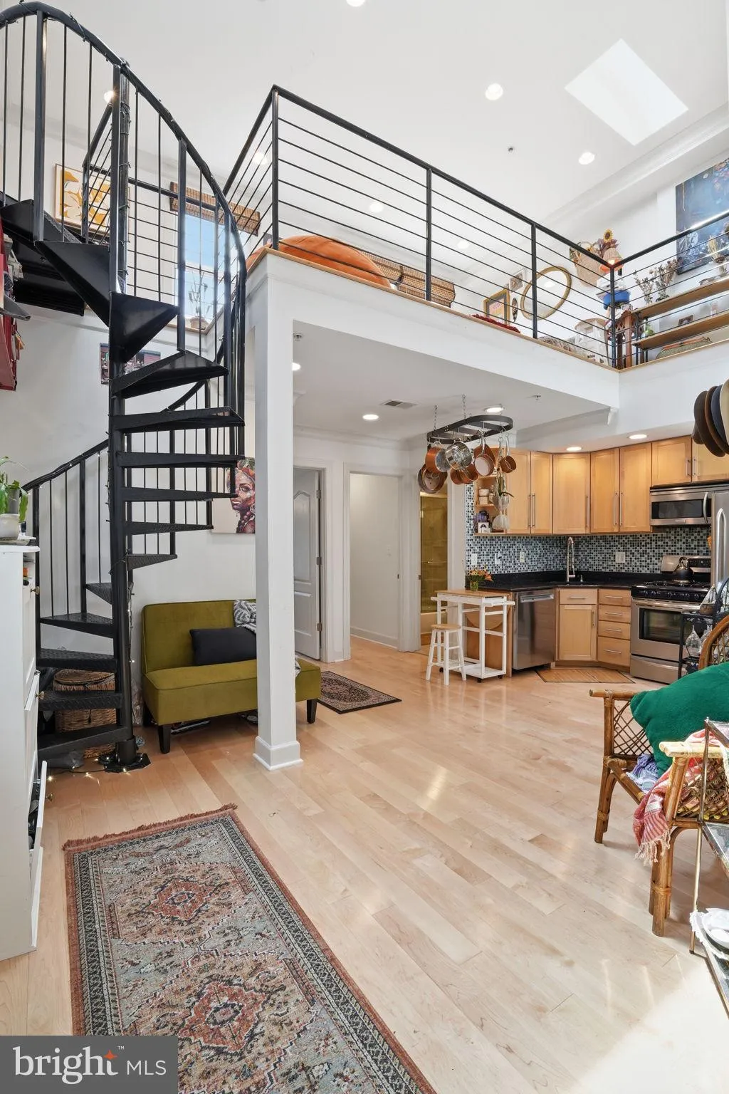 6 RHODE ISLAND AVENUE, Washington, DC 20001