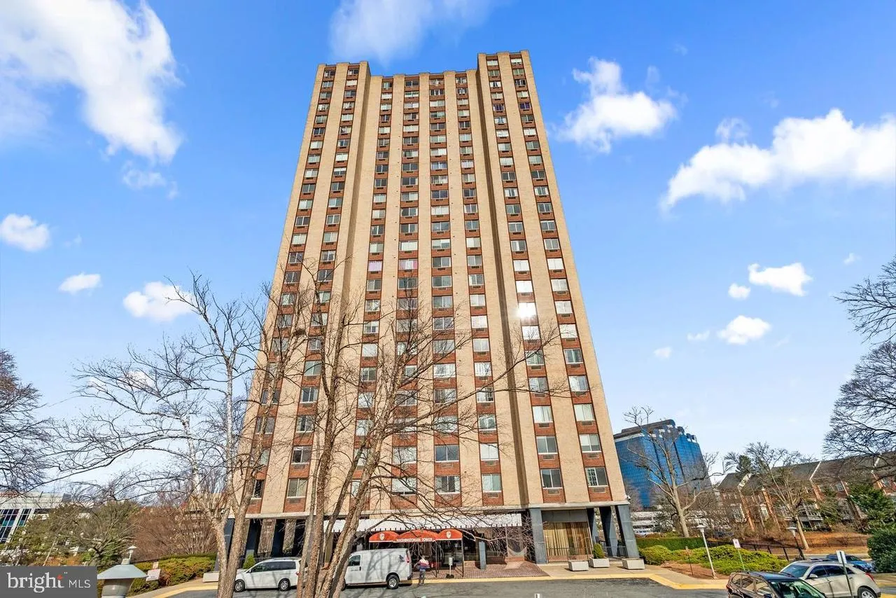 9701 FIELDS ROAD, Gaithersburg, MD 20878