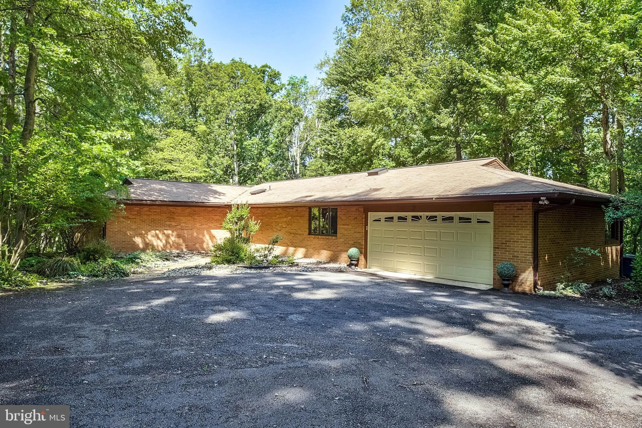 2026 HUNTER MILL ROAD, Vienna, VA 22181