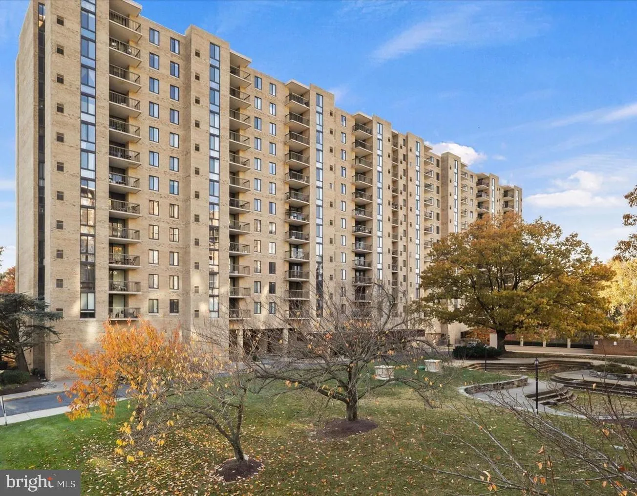 4500 FOUR MILE RUN DRIVE, Arlington, VA 22204