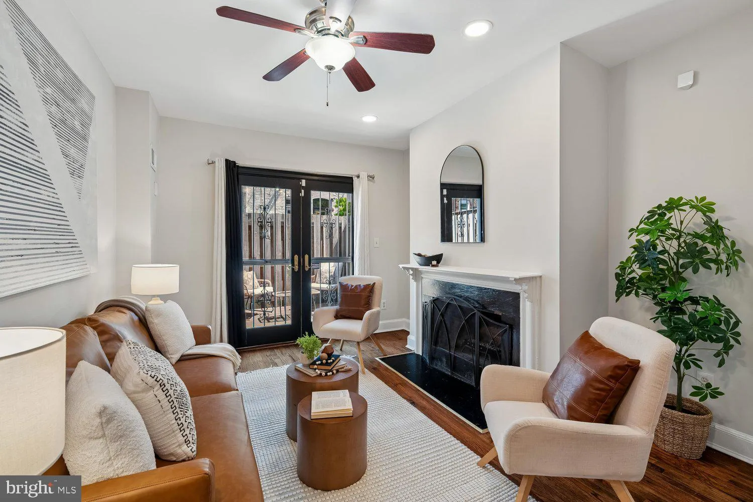 1652 KRAMER STREET, Washington, DC 20002