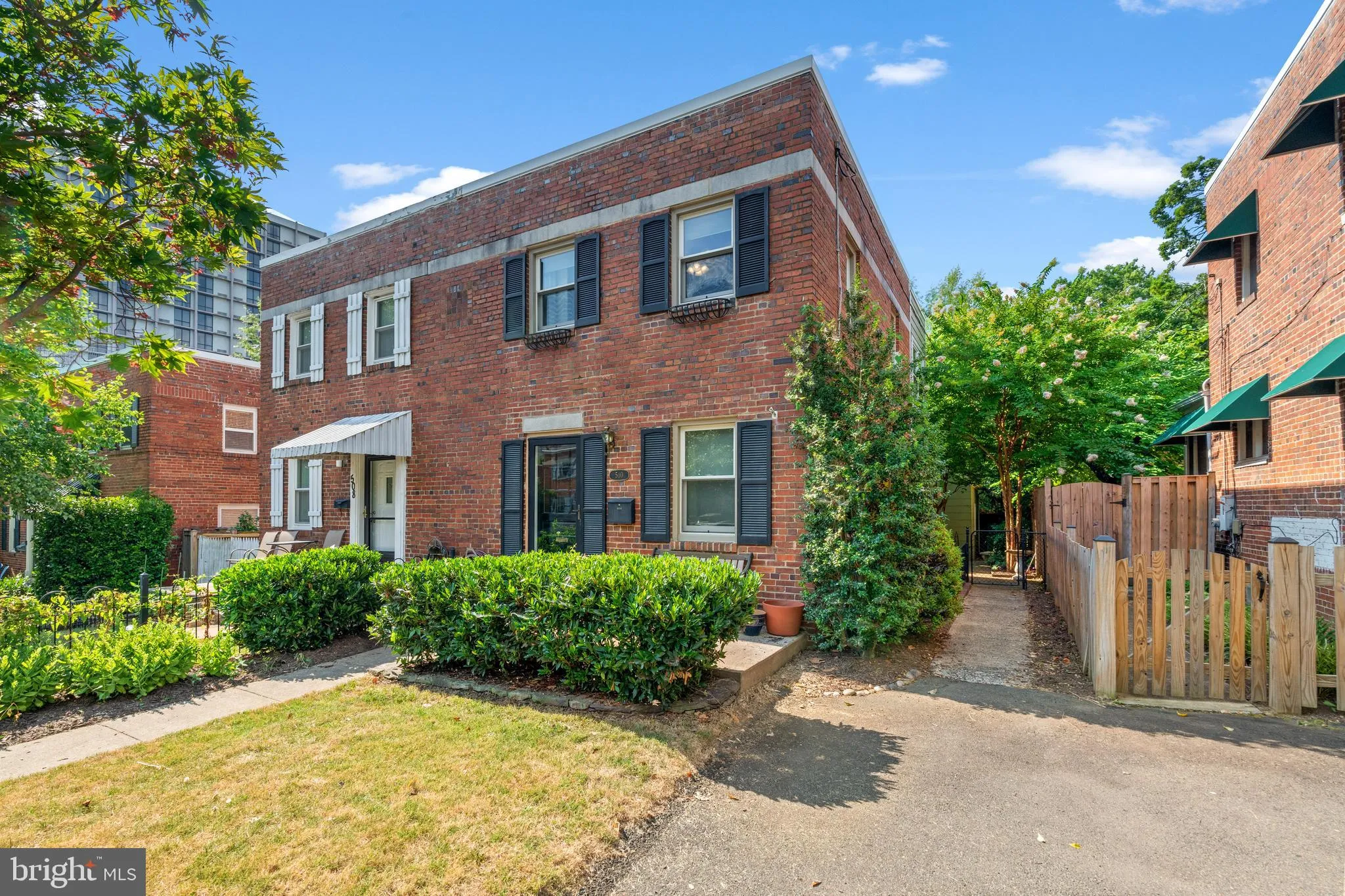 510 26TH ROAD, Arlington, VA 22202