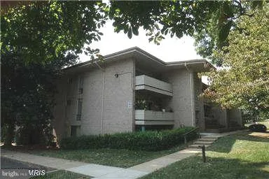 110 BIRCH STREET, Falls Church, VA 22046