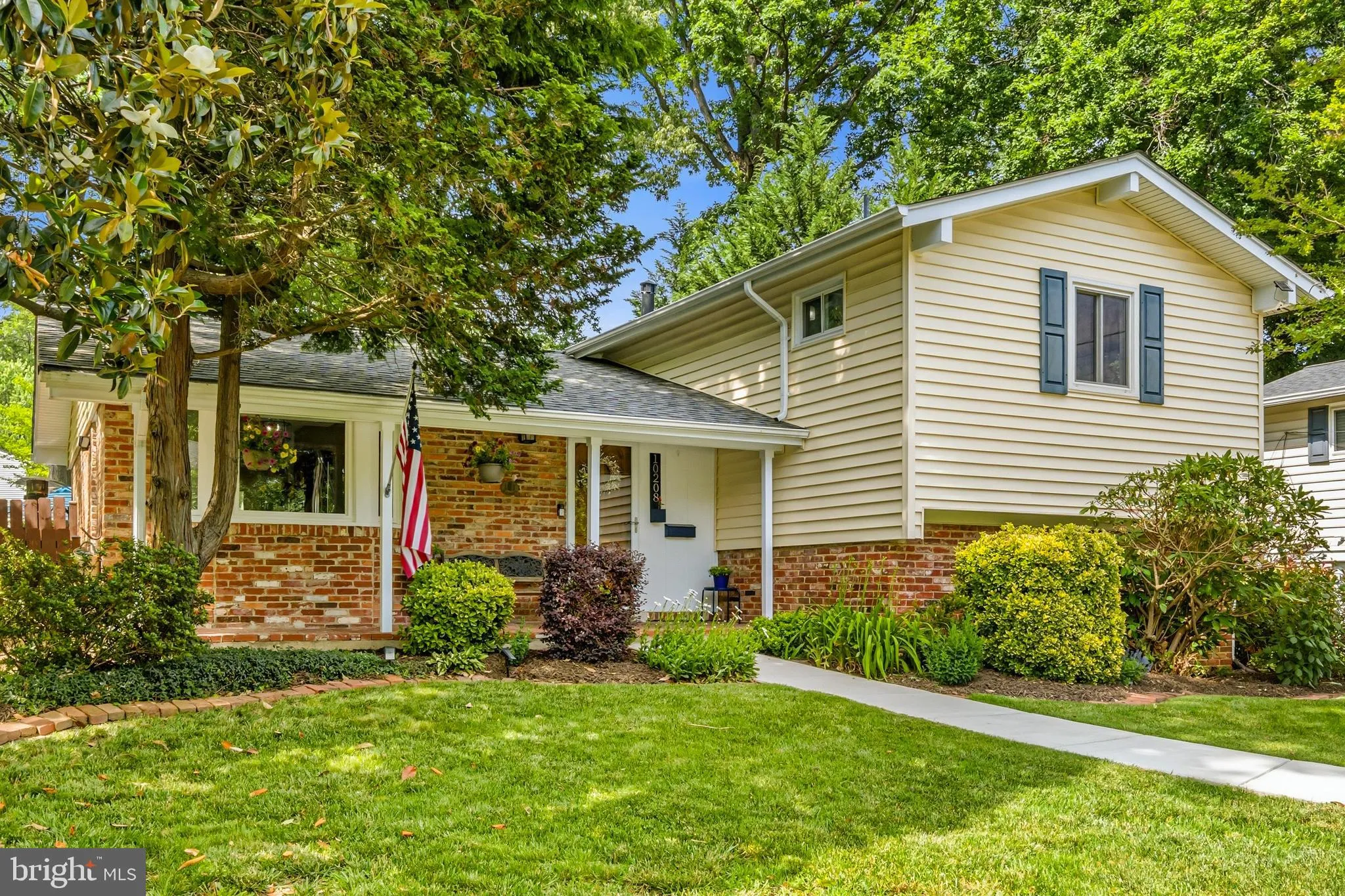 10208 FOREST AVENUE, Fairfax, VA 22030