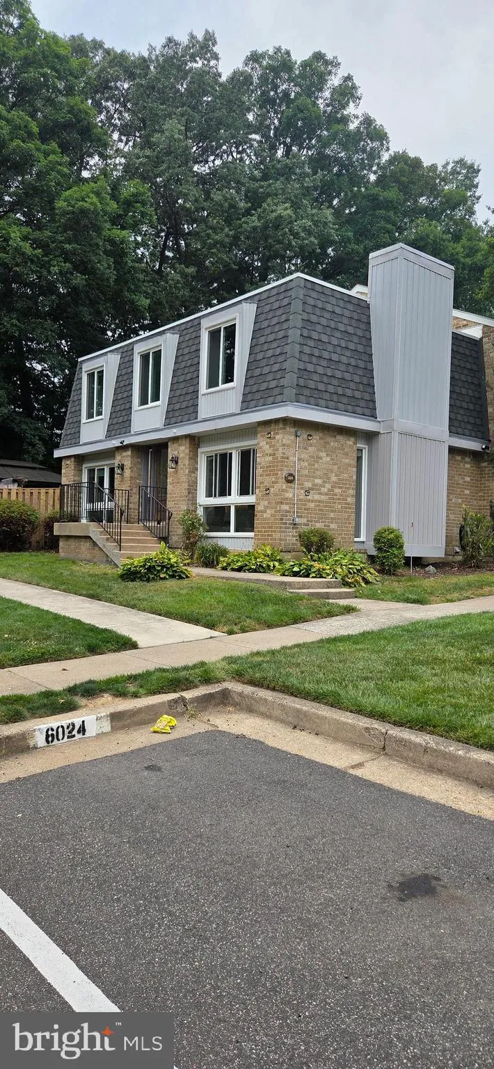 6022 FORREST HOLLOW LANE, Springfield, VA 22152
