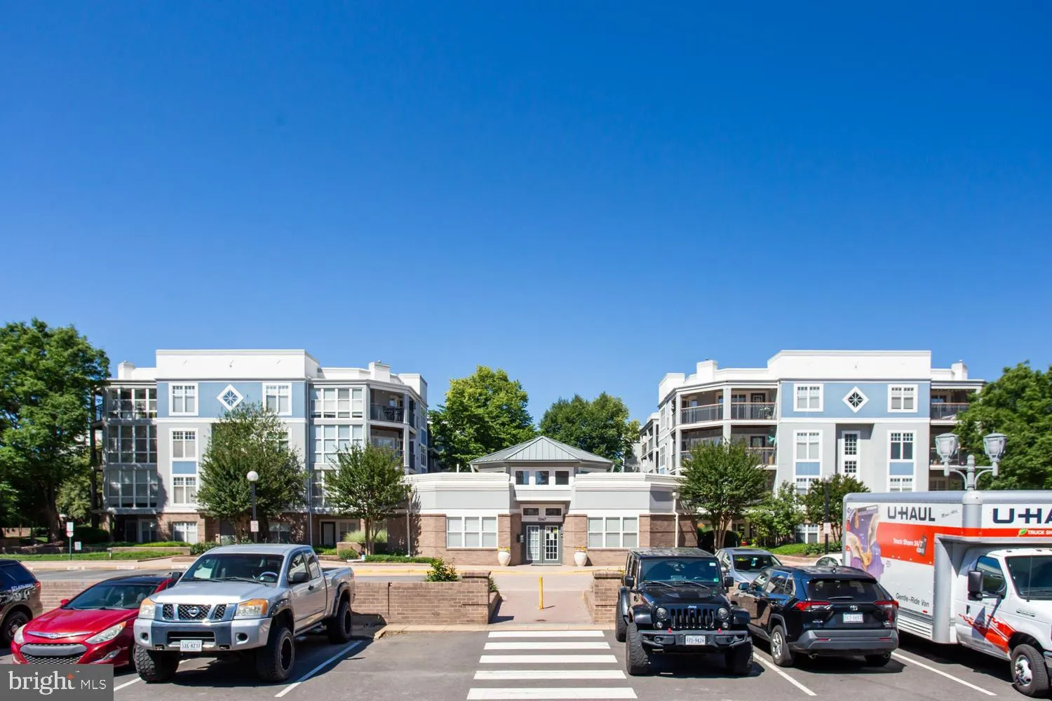 5563 SEMINARY ROAD, Falls Church, VA 22041