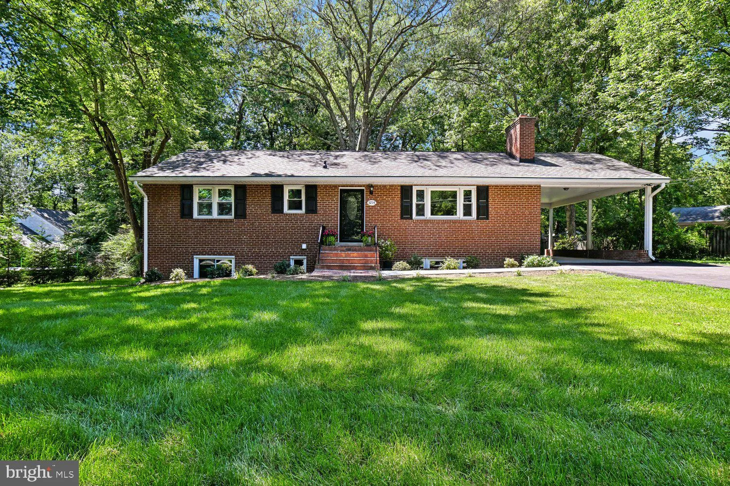 3214 CHICHESTER LANE, Fairfax, VA 22031