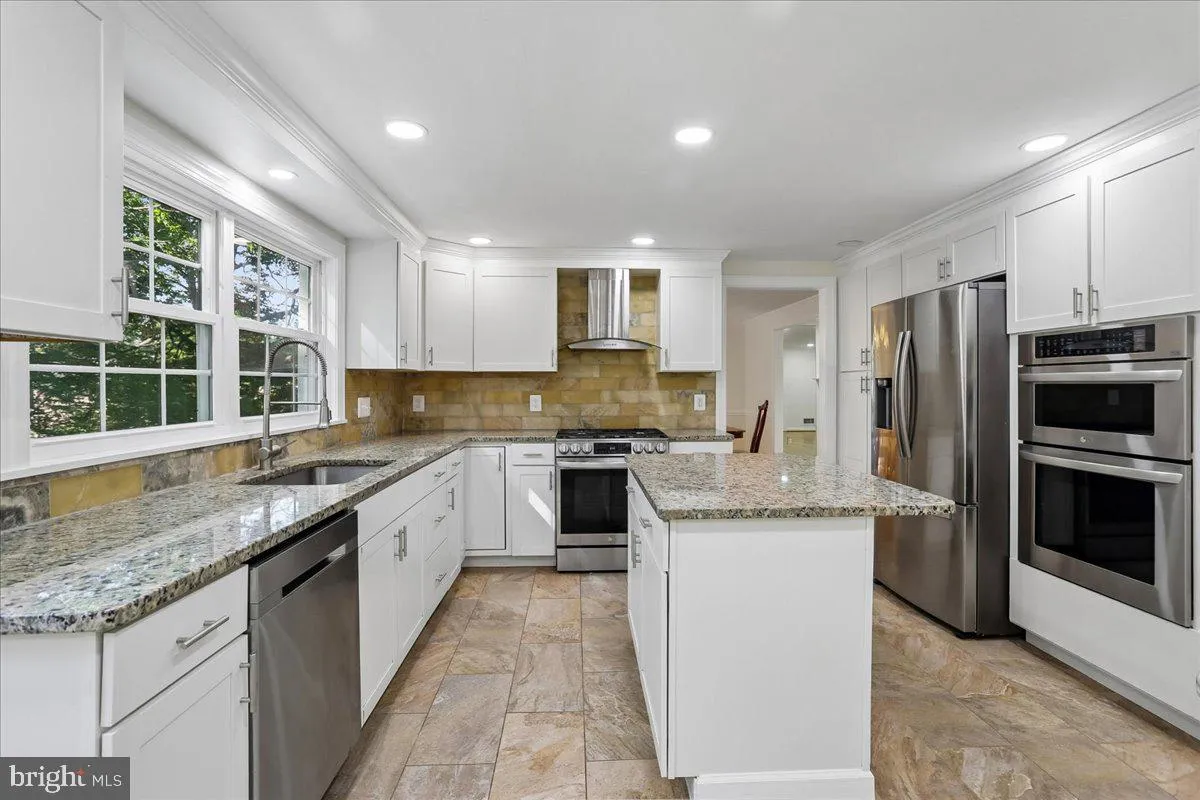 9812 CANAL ROAD, Montgomery Village, MD 20886
