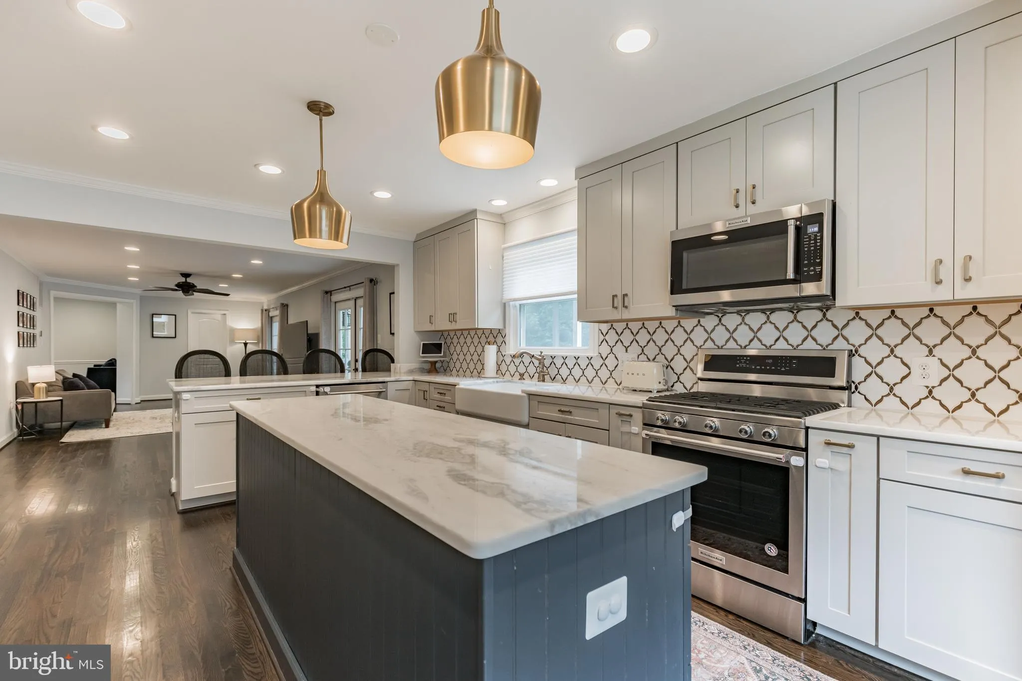 9911 BARNSBURY COURT, Fairfax, VA 22031