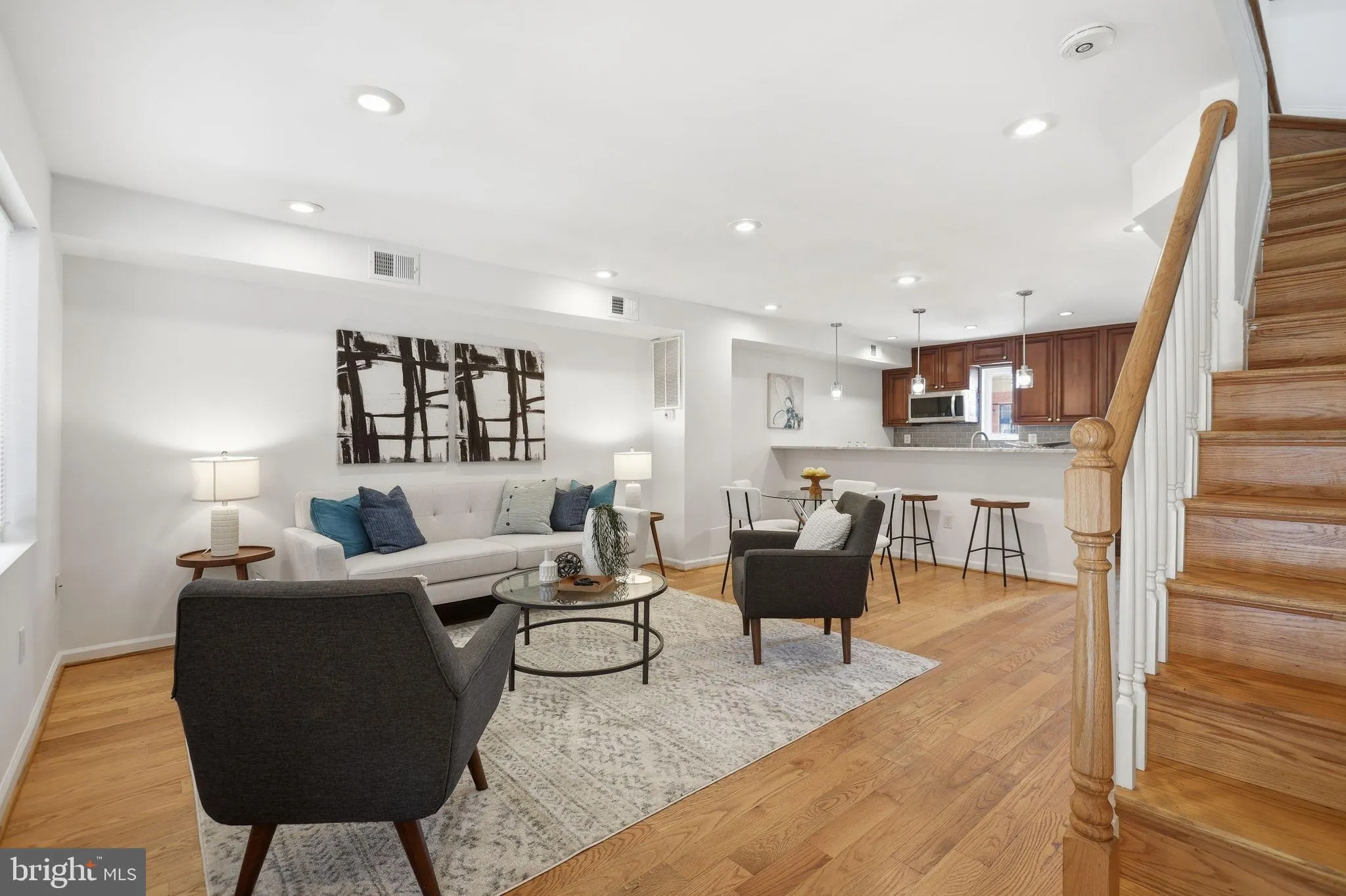 329 18TH PLACE, Washington, DC 20002