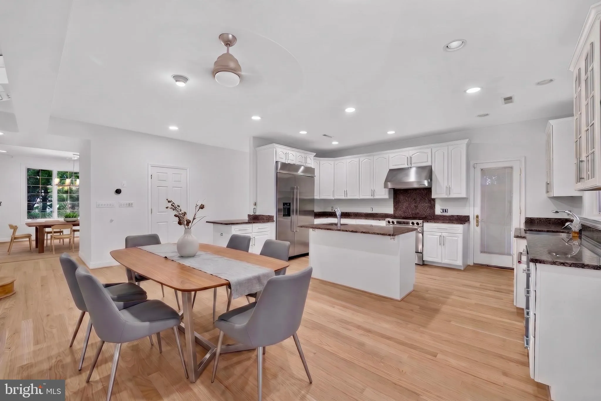 8309 OLD SEVEN LOCKS ROAD, Bethesda, MD 20817