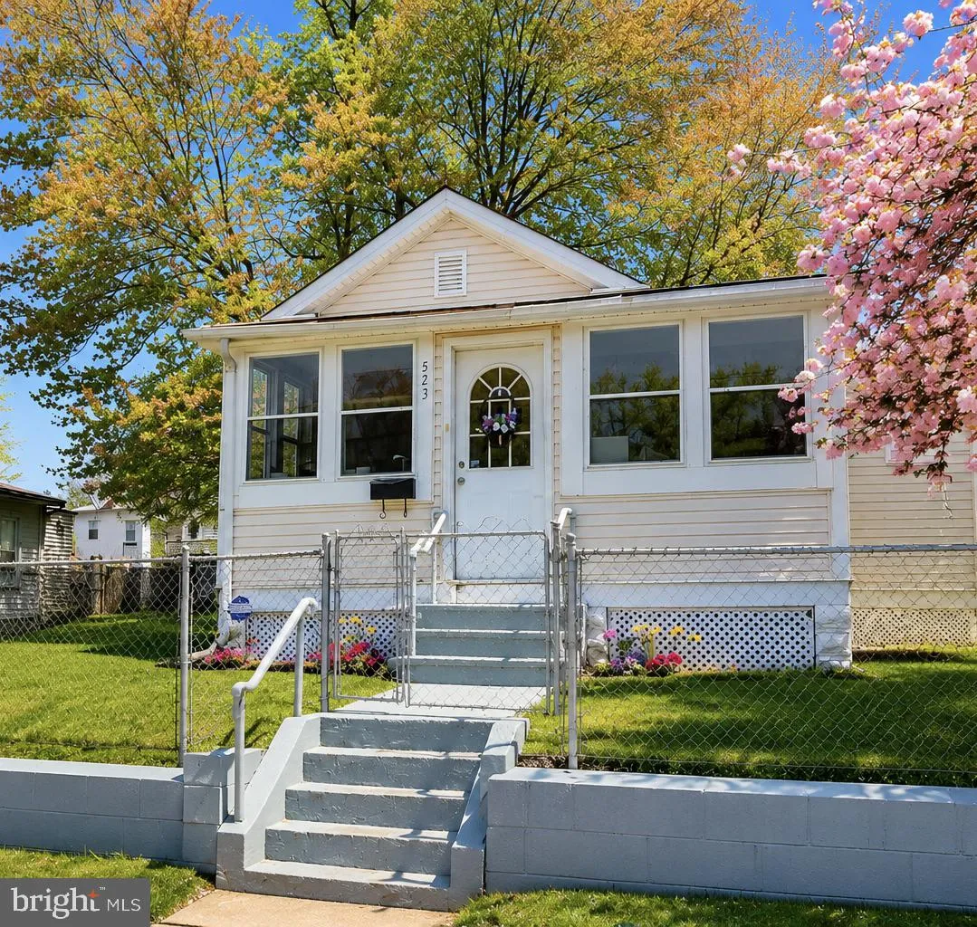 523 68TH STREET, Capitol Heights, MD 20743