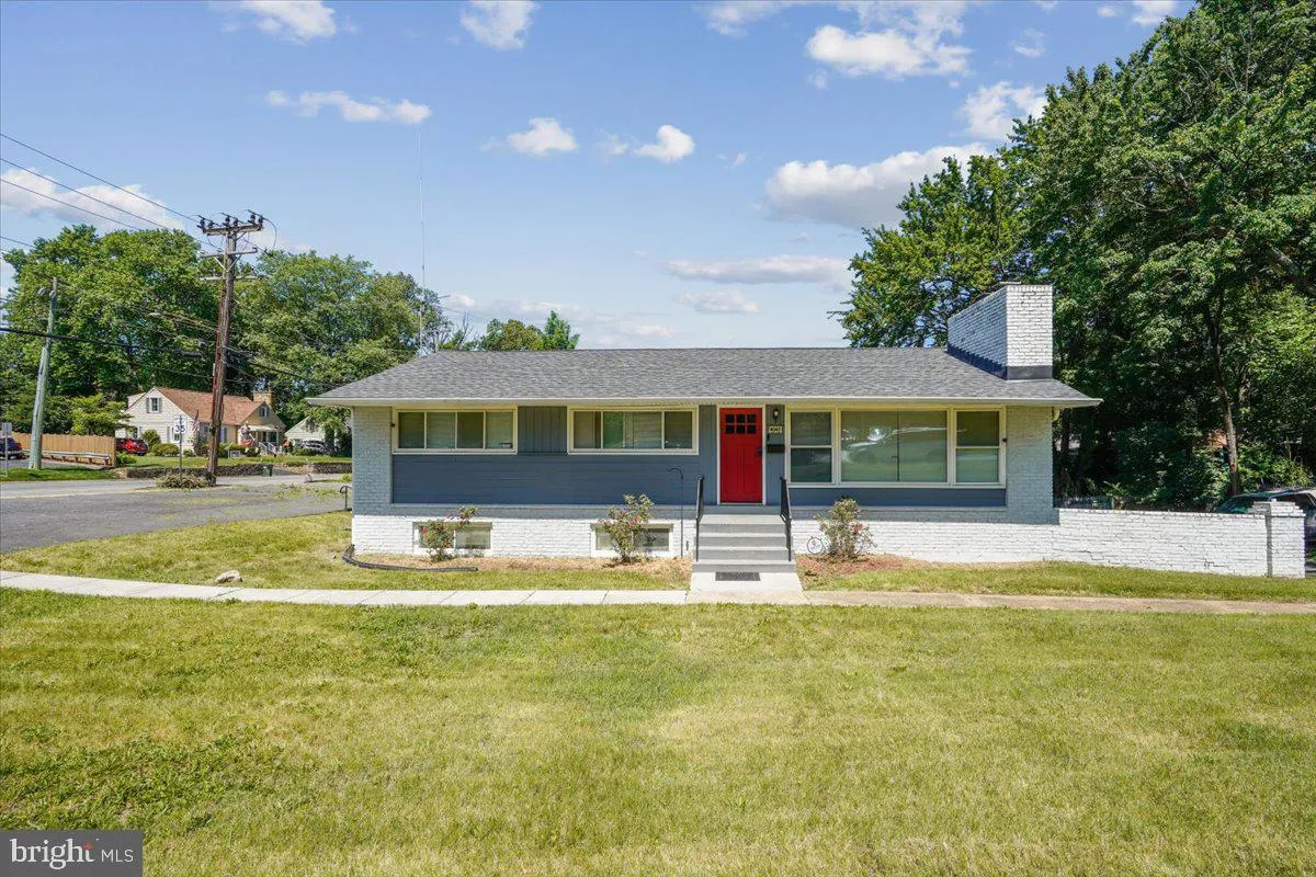 4040 JUSTINE DRIVE, Annandale, VA 22003