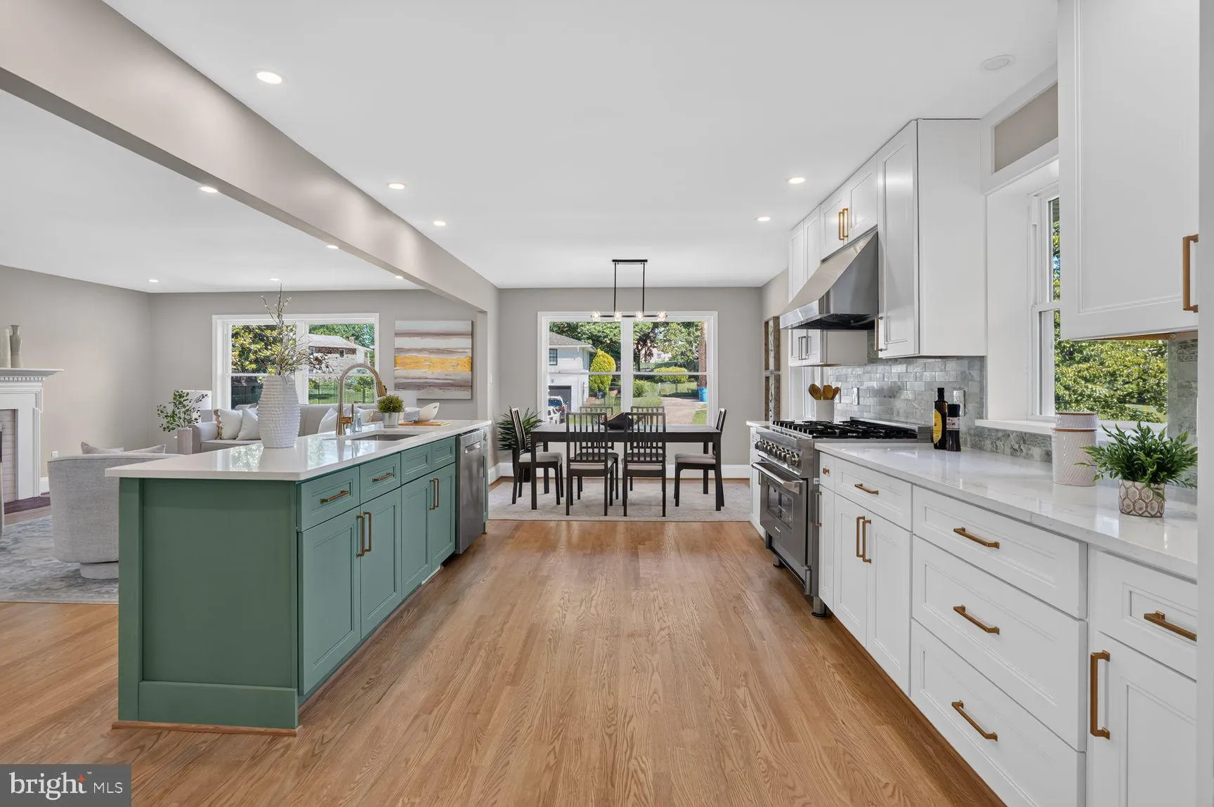 9009 MEARS STREET, Fairfax, VA 22031