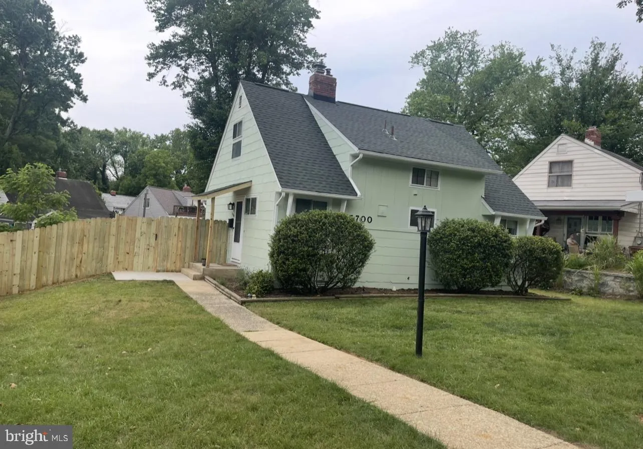 5700 STILLWELL ROAD, Rockville, MD 20851